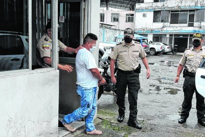 El presunto secuestrador fue llevado a la Fiscalía para que rindiera su versión.