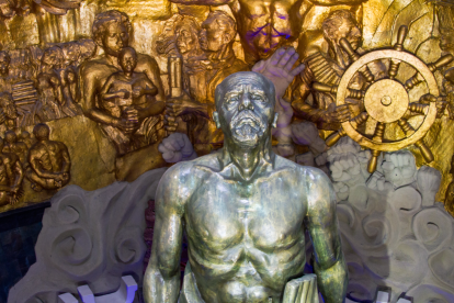 Estatua del general Eloy Alfaro dentro del complejo en su honor que se levanta en Montecristi, Manabí.