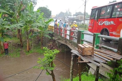 Caía un aguacero en El Carmen cuando ocurrió el accidente.