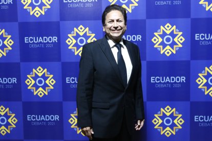 El candidato por Fuerza EC Carlos Sagnay.