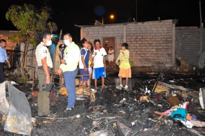 José Eduardo de la Rosa fue hallado en medio de los escombros que dejó el incendio.