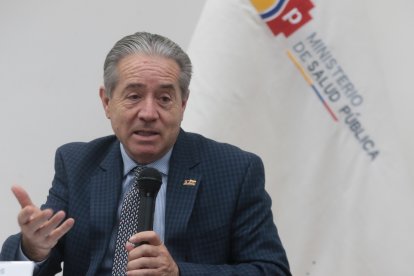 El pedido de destitución se realizó tras la vacunación que hizo el ministro a su madre en un geriátrico privado.




Agencia (ag-extra ag-expreso ag-quito)