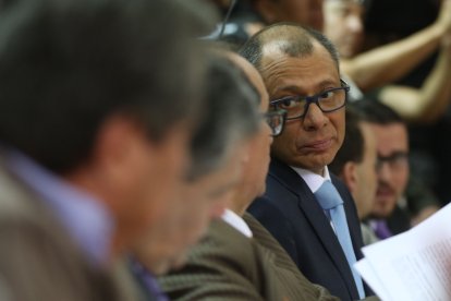 Audiencia por casos de Corrupción en la Corte Nacional de Justicia. Jorge Glas, vicepresidente, junto a otros acusados, llegaron a la cita.

Quito, 24  noviembre de 2017
Reclusión. El exvicepresidente Jorge Glas cumple una condena de seis años de cárcel en el Centro carcelario de Cotopaxi.