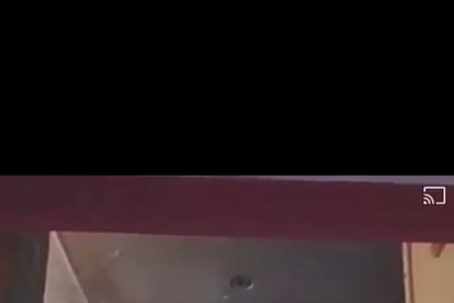 En la grabación que se hizo viral en redes sociales, Salcedo aparece con otras dos PPL.