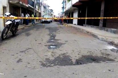 A Raúl  Cervantes Reyes lo acribillaron en el barrio 1 de Mayo, de Manta.