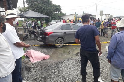 El cadáver de Jéssica en el piso. Otro caso de femicidio que consterna al país.