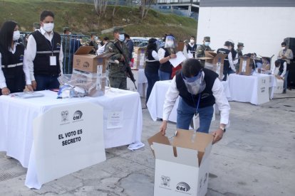 Si está contagiado, no debe acercarse a las Juntas Receptoras.