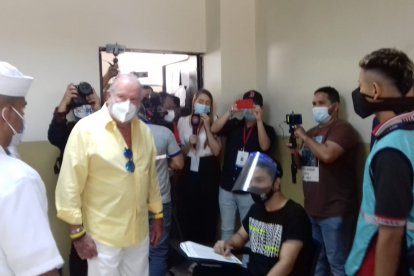 Isidro Romero fue a sufragar a las 11:15.