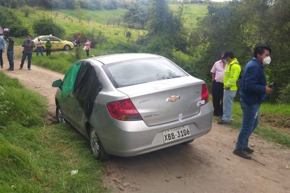 El vehículo está a nombre de Elvia Valle, progenitora del desaparecido.