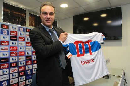 El uruguayo Martín Lasarte, quien dirigió a Universidad Católica y Universidad de Chile, es el elegido para dirigir a La Roja.