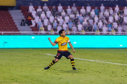 Matías Oyola jugará una temporada más en Barcelona. Su contrato finalizará en diciembre de 2021.