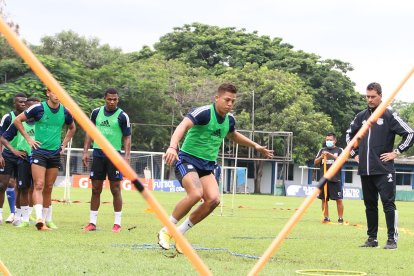 Los jugadores del equipo azul quedarán listos para el duelo con los morlacos este domingo.