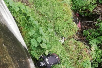 El sospechoso intentó esconderse un una quebrada.