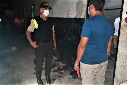 Seis delincuentes ingresaron a una hacienda bananera para robar, uno de ellos se resitió y lo mataron de un tiro.