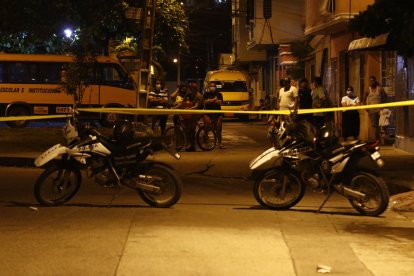 La noche del domingo dos personas fueron baleadas en la ciudadela Primavera 2. La noche anterior se registró otro hecho en la vía a Durán-Tambo.