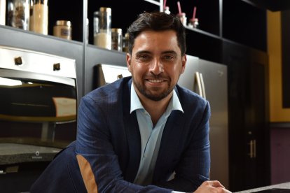 Confesó que

le ‘agarró’ un gran cariño a los jueces de la competencia. 

Considera que

es un privilegio y un enorme halago que  muchas personas le digan que es su crush (persona especial).  






23  de febreo de 2021

KARINA DEFAS 

Agencia (ag-expreso ag-extra ag-quito)