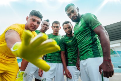 El arquero Rolando 'Superman' Lara sacó su arco en cero.