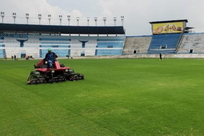 El estadio Modelo Alberto Spencer está listo para recibir fútbol de primera.