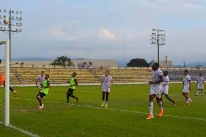 Bonita Banana del cantón Pasaje en la provincia de El Oro ya empezó a trabajar pensando en la Copa Ecuador