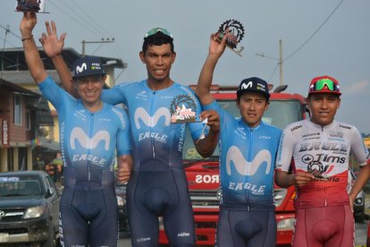Los ciclistas ecuatorianos del Movistar Team se impusieron en la Vuelta Arajuno y el Reto al Chiles.
