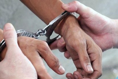 El fugitivo lo agarró la policía española.