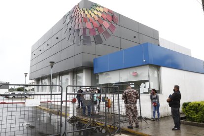 Las víctimas fueron llevadas al Laboratorio de Criminalística y Ciencias Forenses.