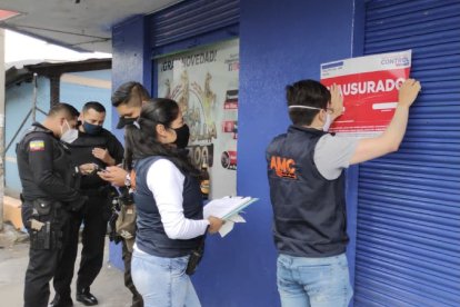 En un centro de apuestas clandestinas incumplían las normas y fue clausurado.