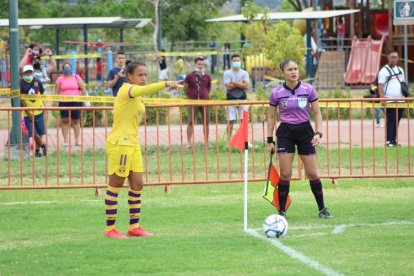 Joselyn Romero, árbitra FIFA, representará a Ecuador en la Copa Libertadores Femenina.