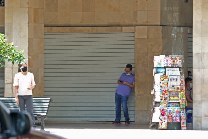 Referencial. Según la encuesta del INEC, las personas en extrema pobreza sobreviven con 47,37 dólares mensuales.