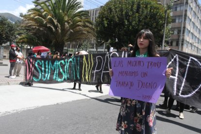 Mujeres trans participaron de la marcha por el 8 de marzo.