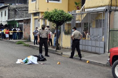 Kevin Cárdenas Dager fue asesinado cuando regresaba, aparentemente, de comprar.