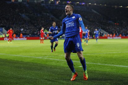 El delantero inglés Jamier Vardy es el goleador del Leicester City.