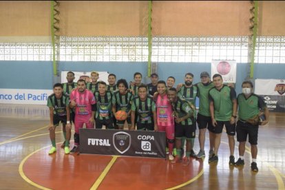 El club Divino Niño se ubica en la segunda posición del Grupo A de la Amateur League.