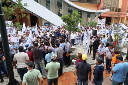 El martes pasado se realizó un plantón para exigir que se respeten los resultados de los comicios desarrollados el 12 de marzo pasado.