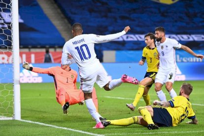 Francia enfrentará a Ucrania.