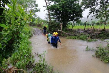 Las inundaciones están afectando a cientos de familias en Manabí y en distintas provincias del país.