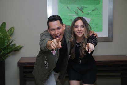Mia Orellana y Jhontan Luna mantienen una amistad desde hace varios años.

PERIODISTA : GISELLA CHAVEZ

FECHA : 22/03/2021 

Agencia (ag-extra)