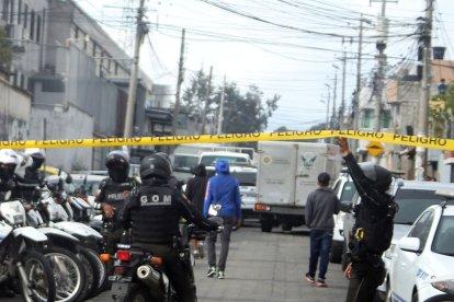 La Policía se desplegó para resguardar la escena.