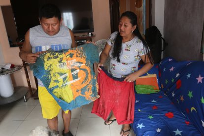 Ítalo Cruz Matías aún guarda en una funda ropa que llevaba puesta el día en que le tijeretearon la lengua