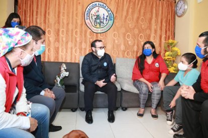 Los padres del niño temen que no tenga acceso su tratamiento.