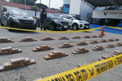 Los agentes no indicaron a quién pertenecía la 'merca'.