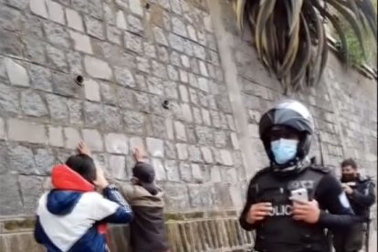 El inconveniente, según la afectada, sucedió en la intersección de las calles García Moreno y Galápagos.