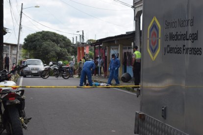 Víctor Castro fue baleado delante de su presunta novia.