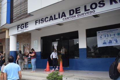 Las autoridades de la Fiscalía indagan el presunto sexual a tres hermanas, de 15, 14 y 13 años.