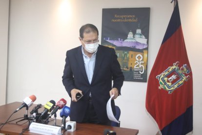 Santiago Guarderas denunció irregularidades en el Municipio de Quito