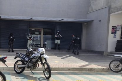 El hecho se reportó en una agencia bancaria en la Avenida 4 de Noviembre, en Manta.