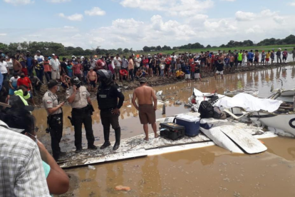 La aeronave quedó en este estado por la abrupta caída.