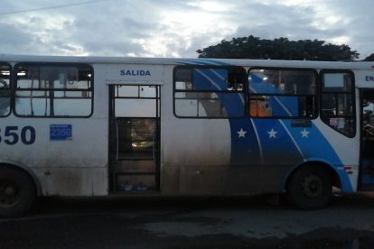 Esta es la unidad de transporte donde ocurrió el hecho violento.