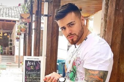 Ricardo actualmente vive en Quito. Se mantiene activo en redes sociales.