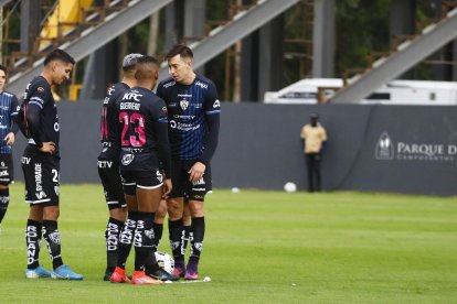 Los jugadores de Independiente del Valle tendrán que pasar por una cuarentena de 10 días para que puedan volver a las canchas.